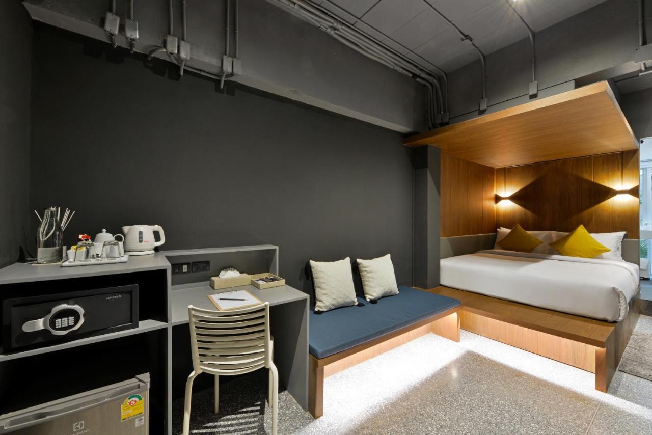 Tiang Capsule Hostel Bangkok Ngoại thất bức ảnh